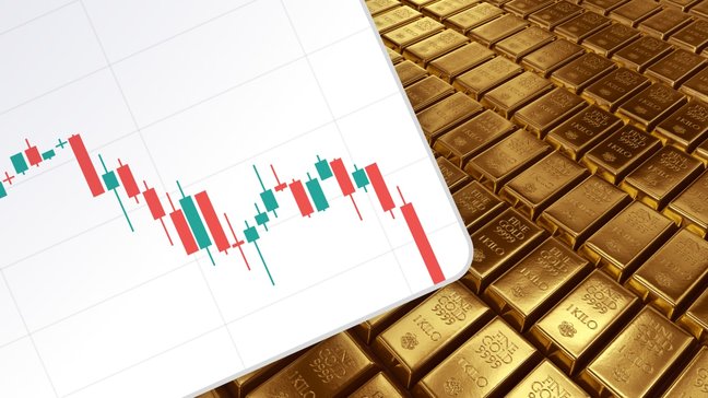Sour sentiment, yields renew US dollar demand, prices of gold, oil drop