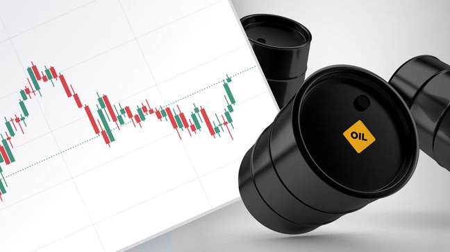 Crude oil recovers on China concerns, hurricane fears during dull markets