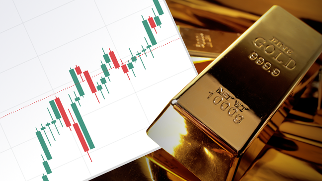 Gold struggles to defend weekly gains ahead of US NFP